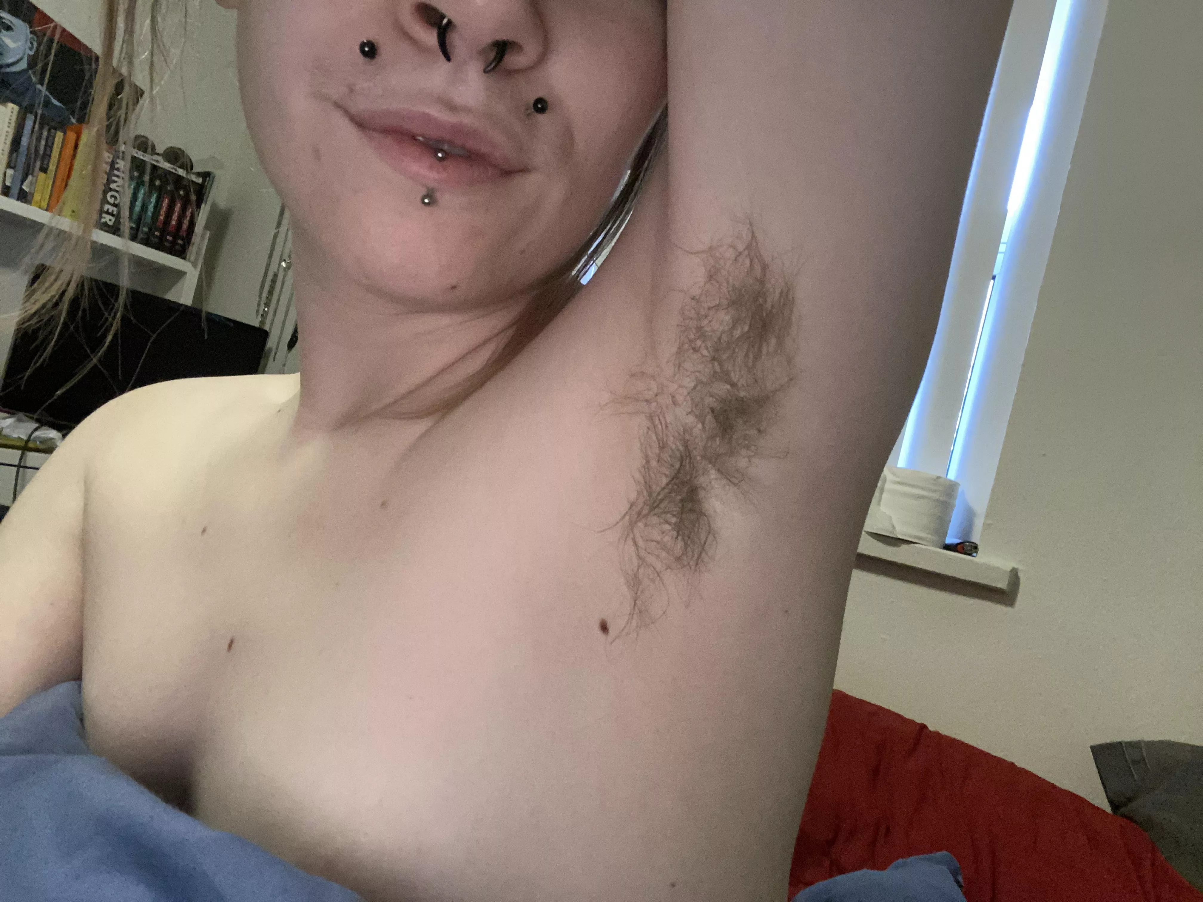 Did my hairy pits brighten your day?🌞