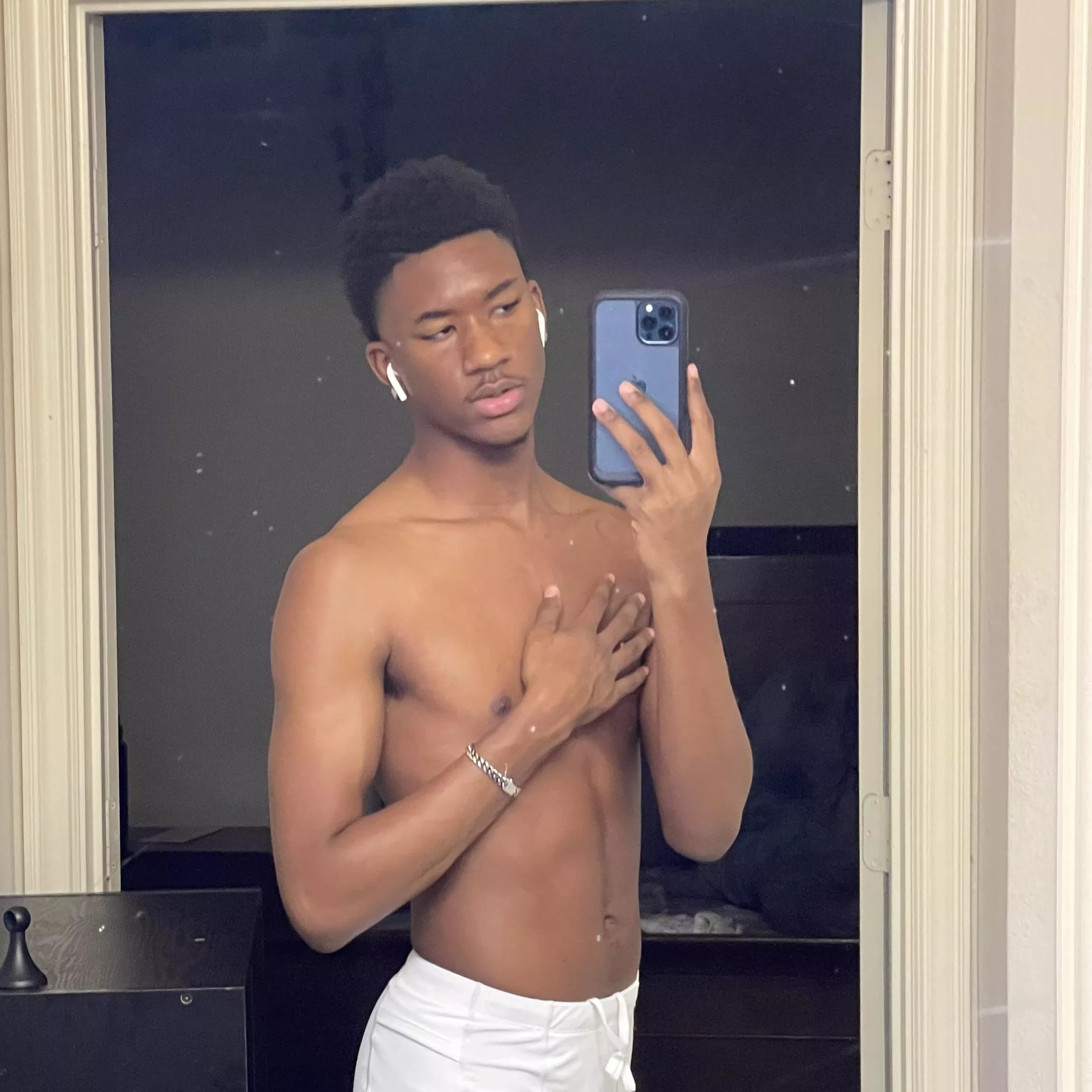 DM me tops😅