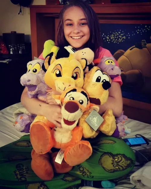 do any littles have endometriosis? 😞