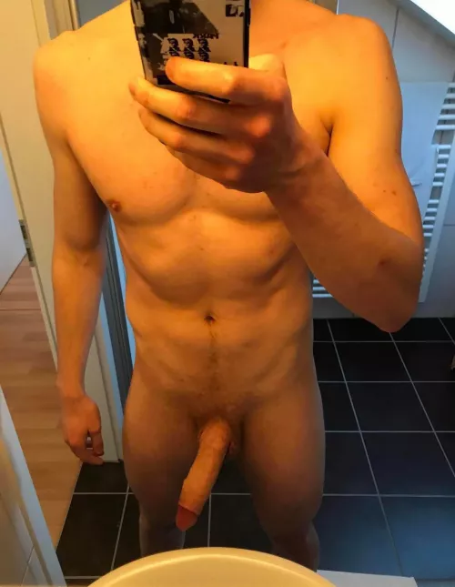 Do I fit here with an 8 inch BWC and beeing 6.7ft tall?