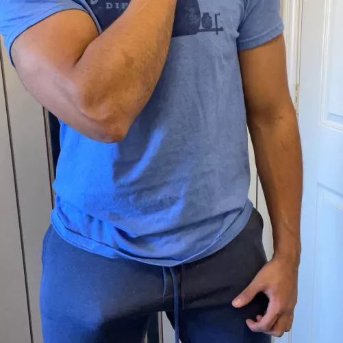 Do I keep or return these sweats ? Not sure if they fit right