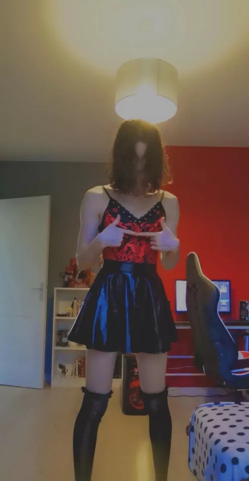 Do i look cute? 👉👈