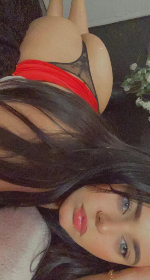 Do i look like a fun time 😚?