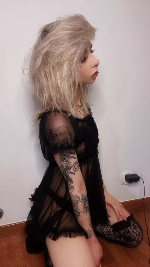 Do you like emo girls?