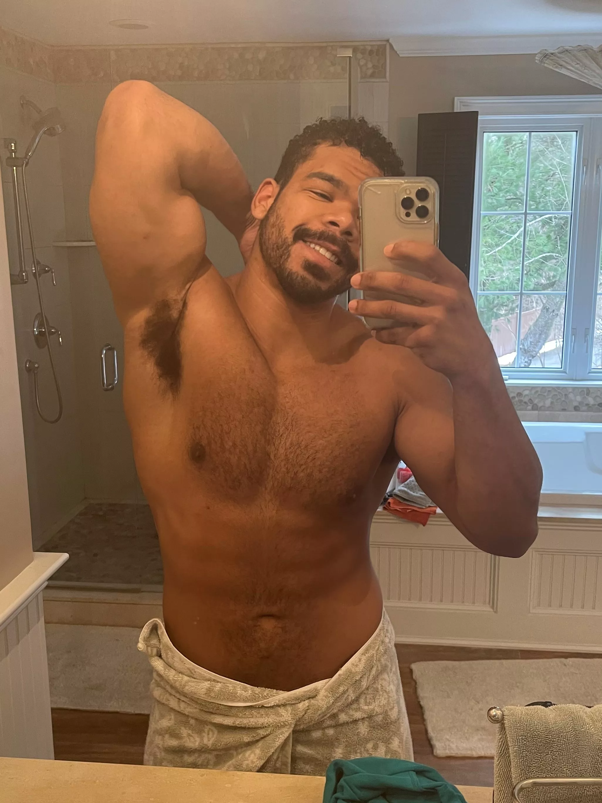 Do you like hairy pits?