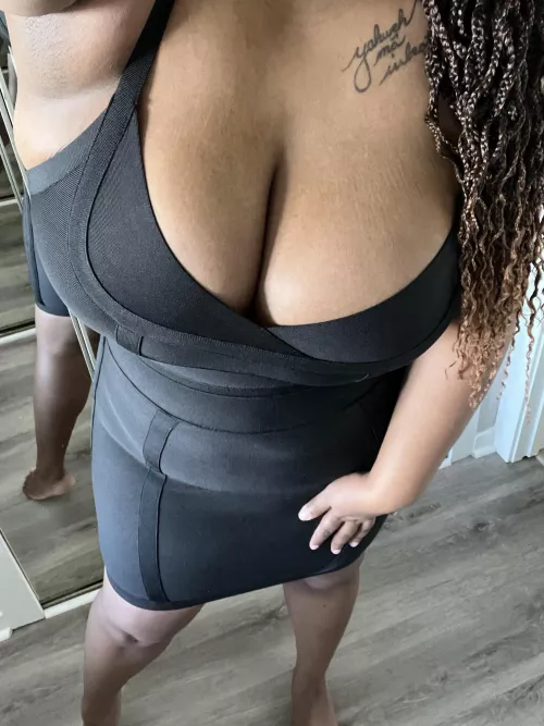 Do you like this dress?