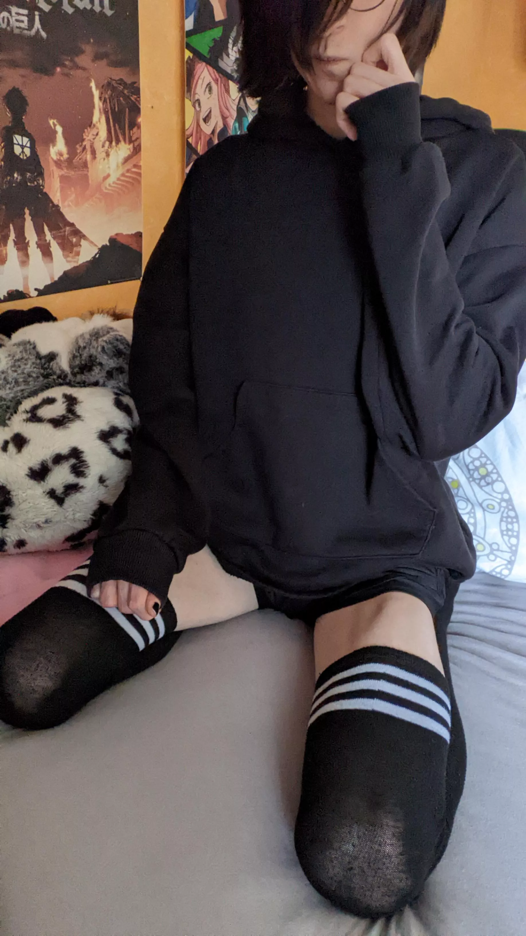 do you wanna cuddle? 👉👈