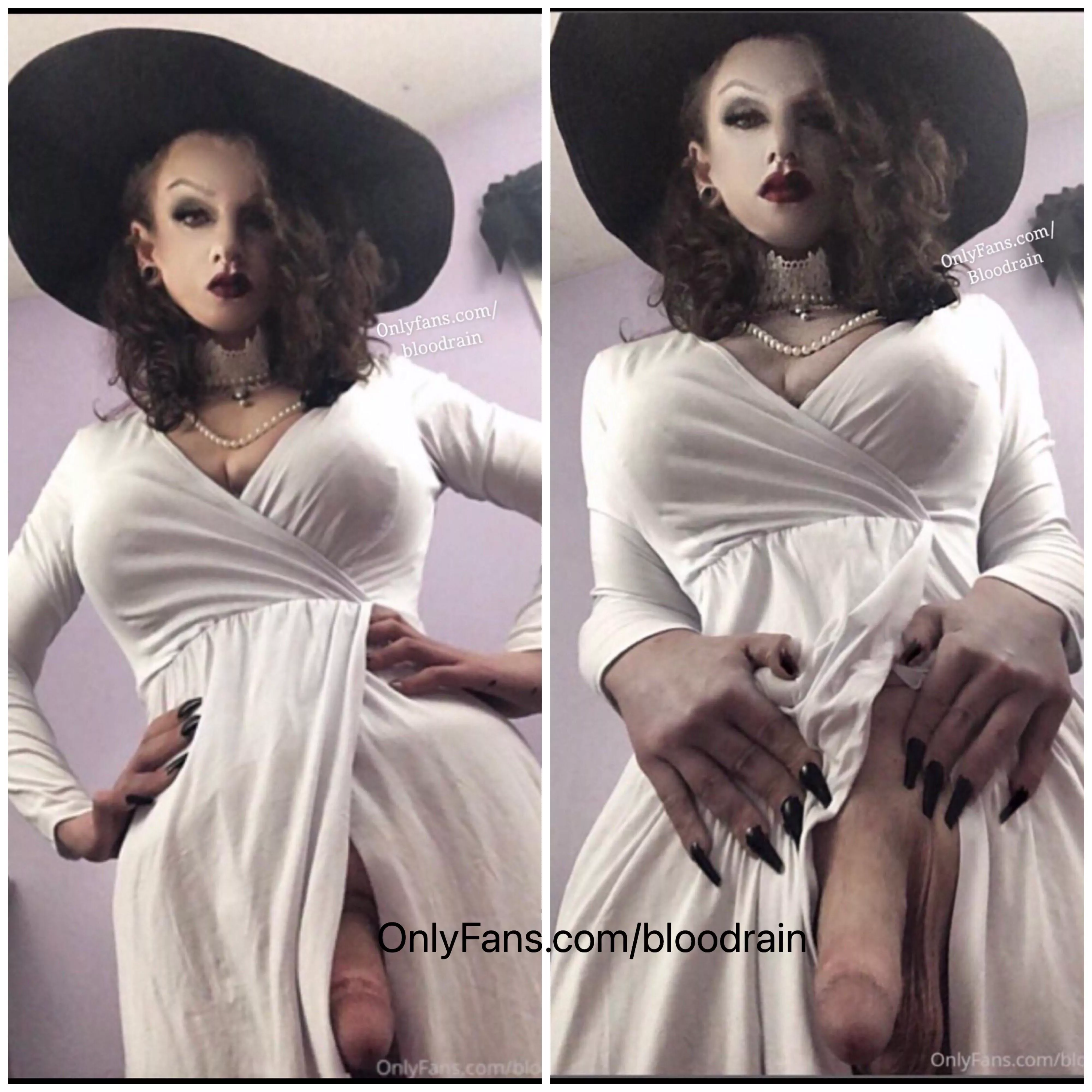 Do you want Lady D’s Lady D? ;) I’m doing an updated version of this cosplay today so I thought I’d show this version off to cum to in the meantime Do you want Lady D’s Lady D? ;) I’m doing an updated version of this cosplay today so I thought I’d show this version off to cum to in the meantime