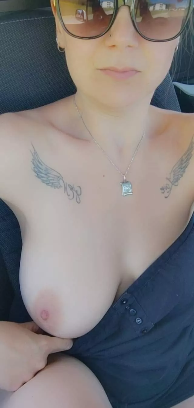 Do you want see just one?