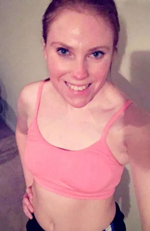 Does a 5'0 redhead wife like me make a good gangbang fucktoy?