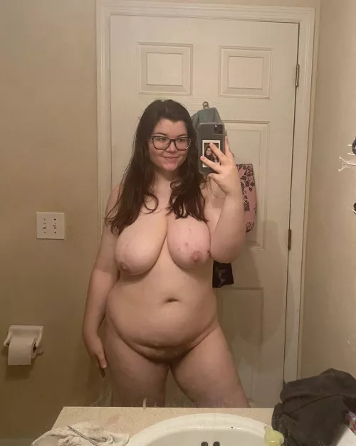 Does anybody want to trib me and DM it? 😳🥵