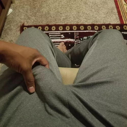 Does anyone else love Grey sweat pants as much as I do