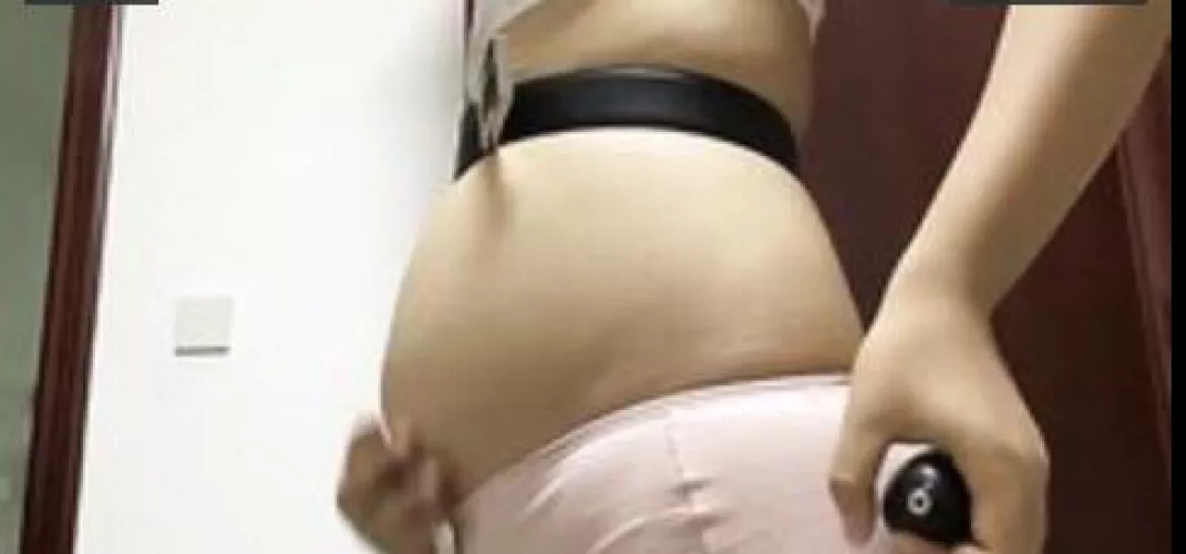 Does anyone know who this is? I remember watching her back then and I can’t find any of her videos.