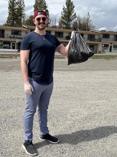 Doing a community cleanup was a wonderful idea ☺️🌎♻️