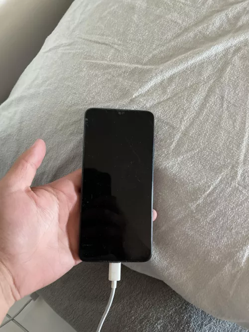 Doing tribs for teens and nudes, dm me on telegram egr1267