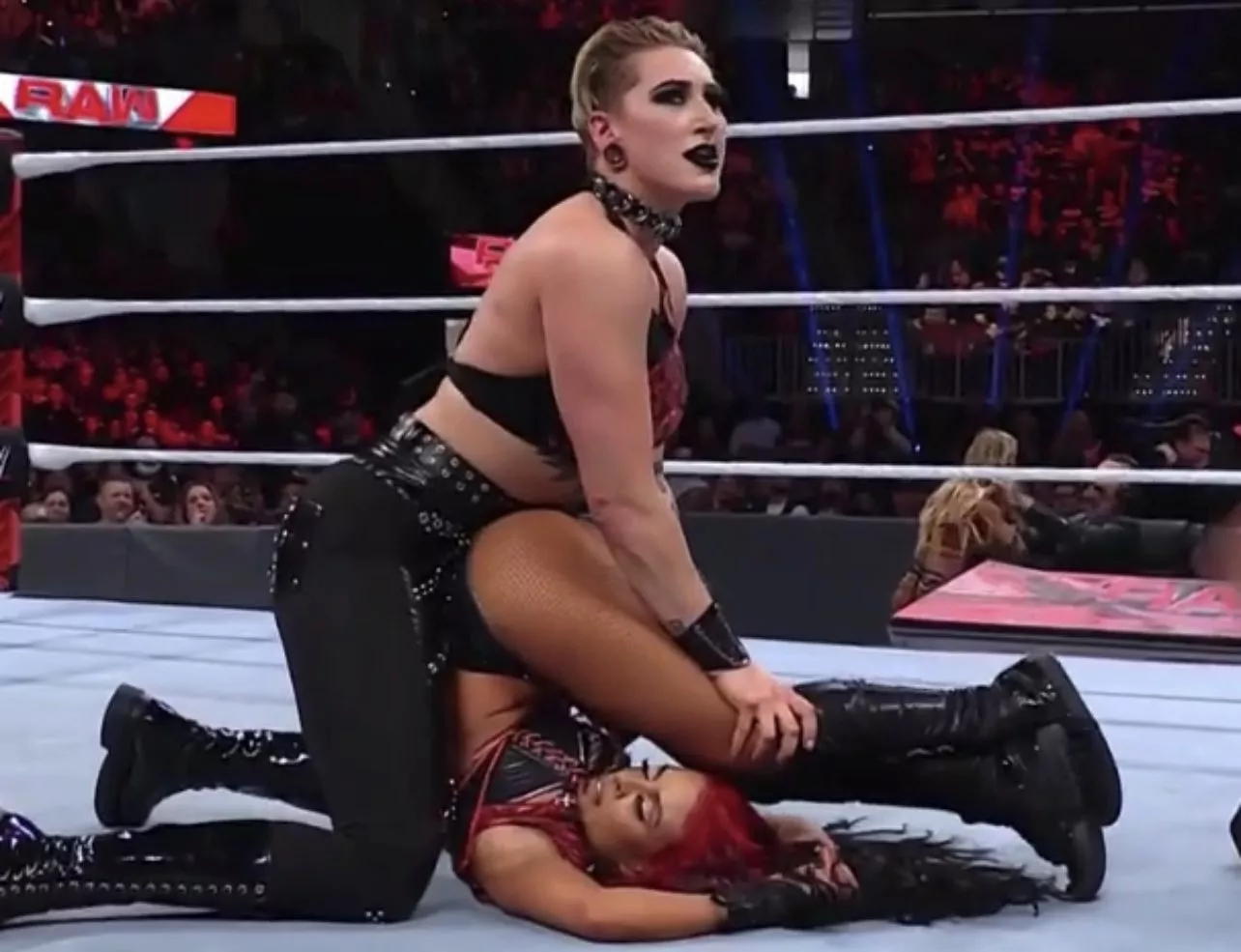 Dom rhea 🔥