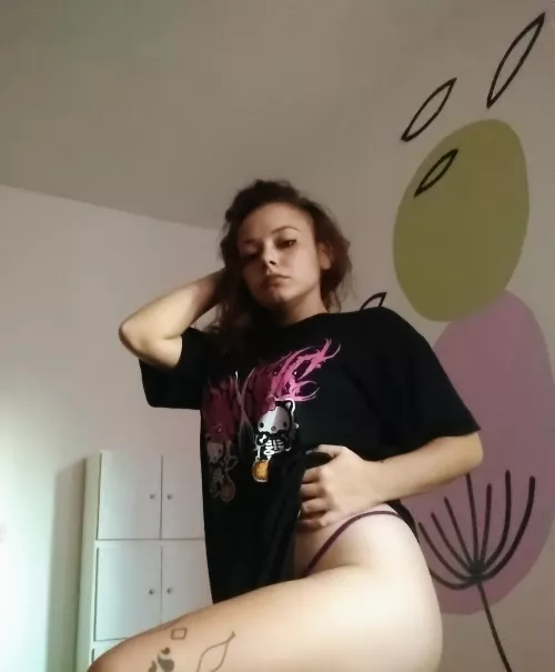 [domme] I want it all. Do not be shy! 👹👹👹 DickeRates, Fetish, Sph, Domme. Follow me, I'm a very generous redhead and I want to accompany you 🖤💦 what do you say?