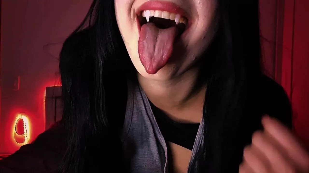 Don't be scared. Cum here with pleasure [Friday13th mood]