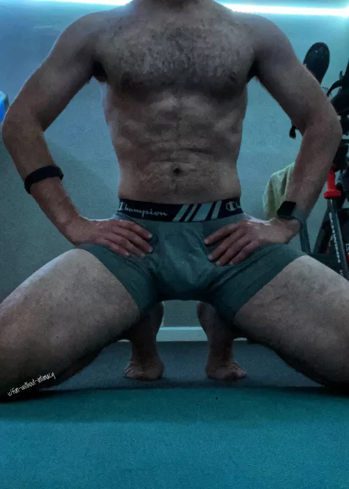 Don’t forget to stretch after workouts 💪🏼