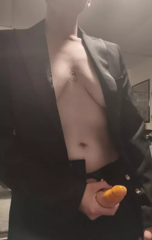 Easy access 🍆💦 (OC)