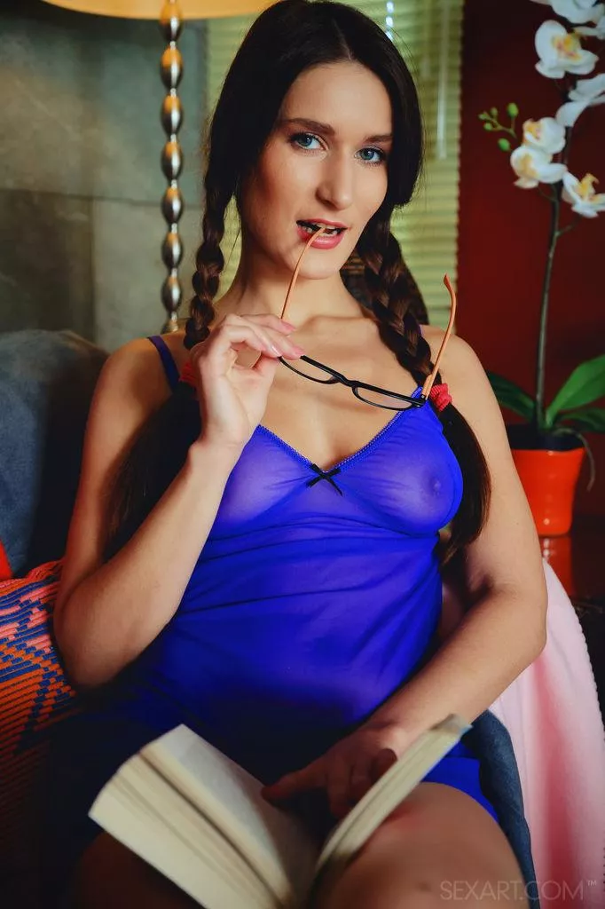 Elina - SexArt
