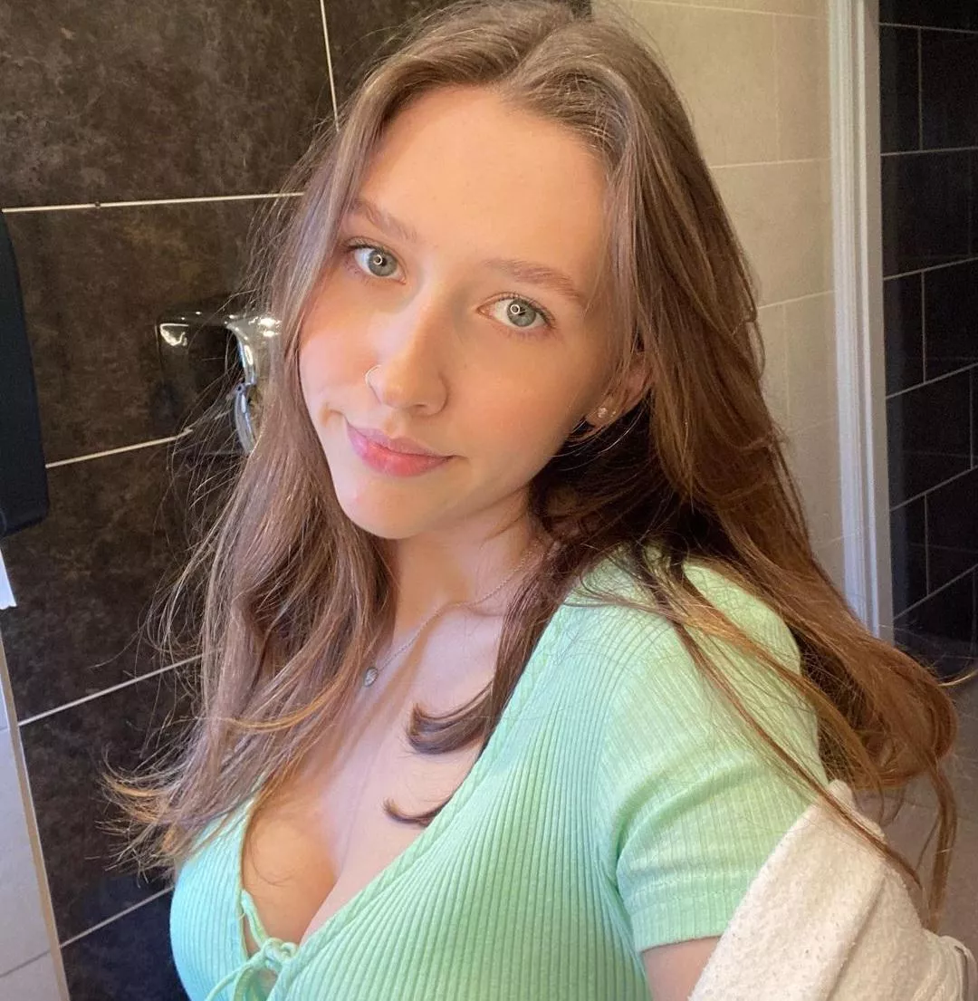 elle stringer