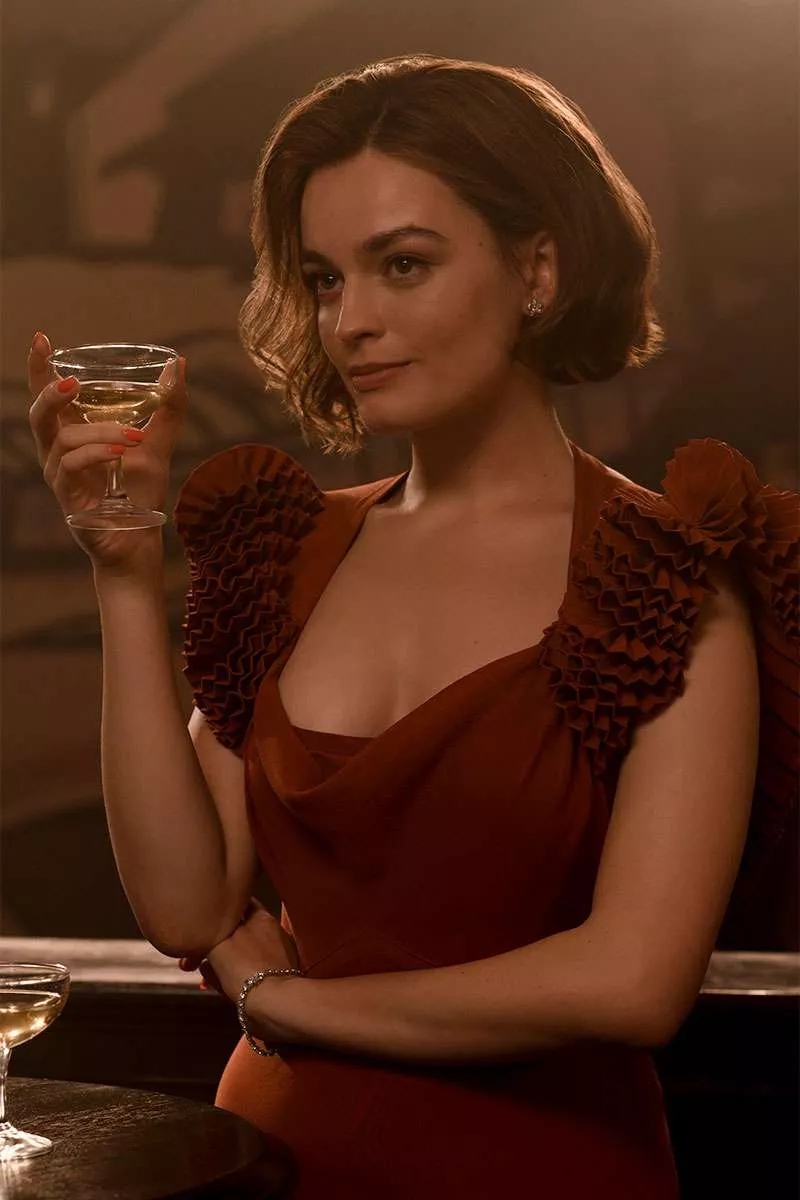 Emma Mackey