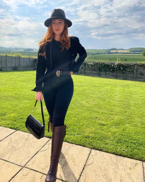 English Country Cutie