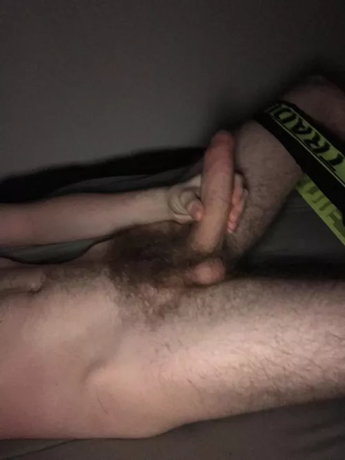 Entertain me, I reply to everyone