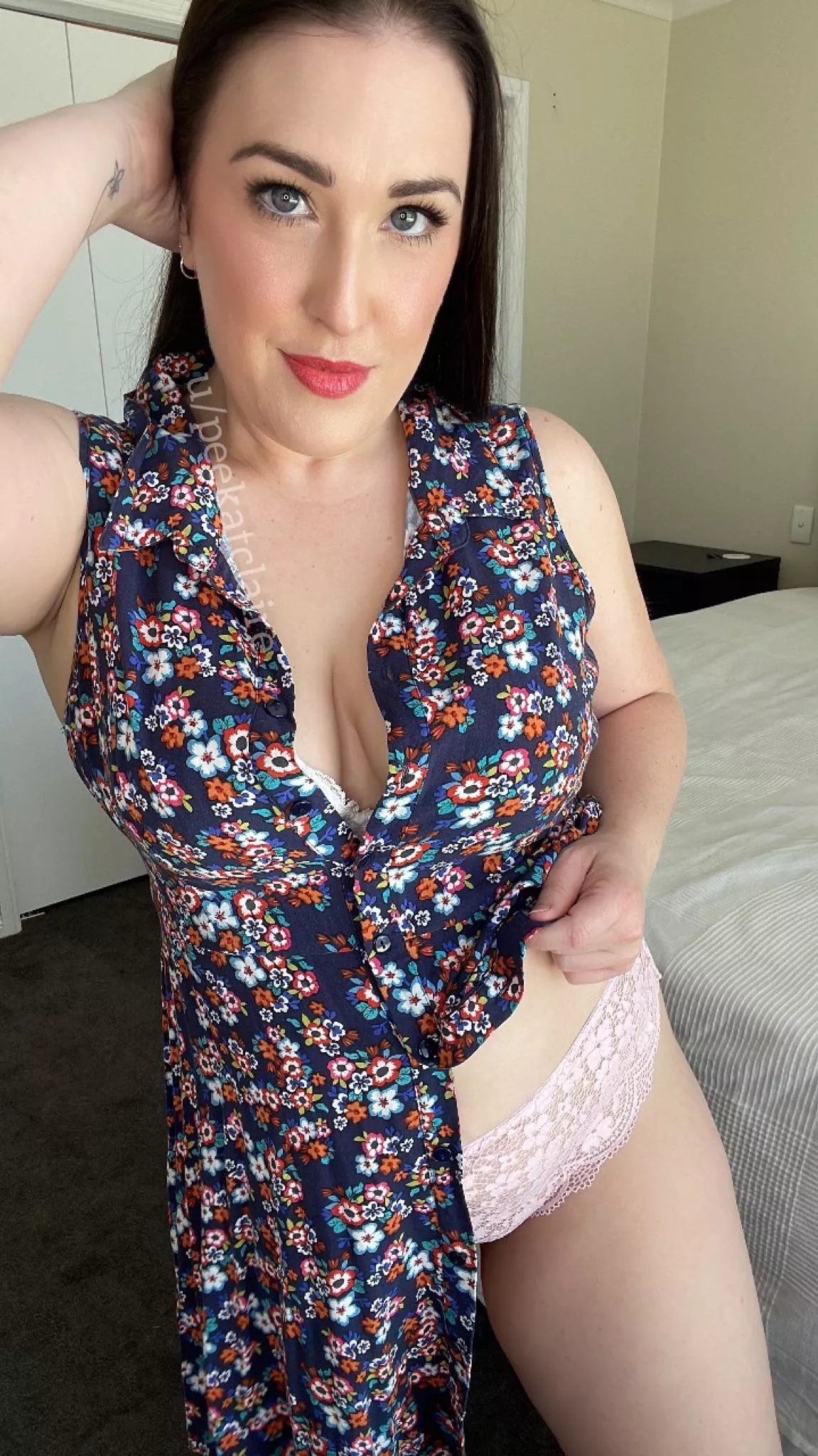 [F] Happy Tease Tuesday