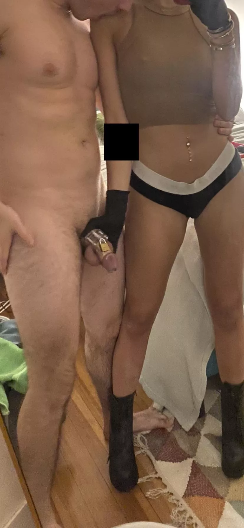 [F] Hi reddit. Help me humiliate my locked up subby. He has been so bad for me 😒