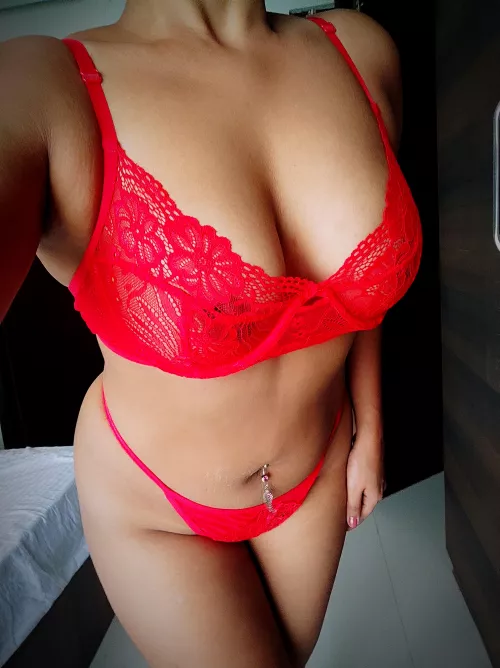 [F] I am wearing this lingerie and getting my ass railed tonight! 💦💦💦