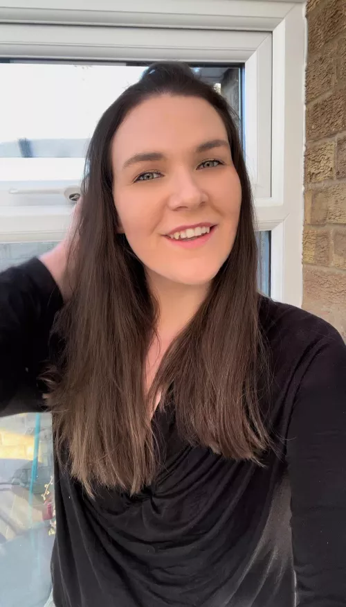 [F] keeping it mild with my outfit today 😊 at 6ft4 without heels, I definitely have to be selective!