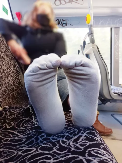[F] My socks went wild on the bus