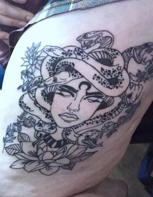 [f] New piece, isn’t it going to be sexy with a nice pair of panties kneeling