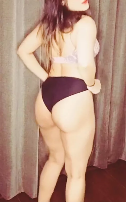 [f] would u workout with me