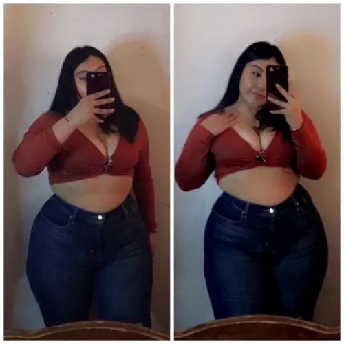 [F18] Ive been told multiple times i have the perfect thick body for breeding 🥵🤰🏻 what do you think? 🥴