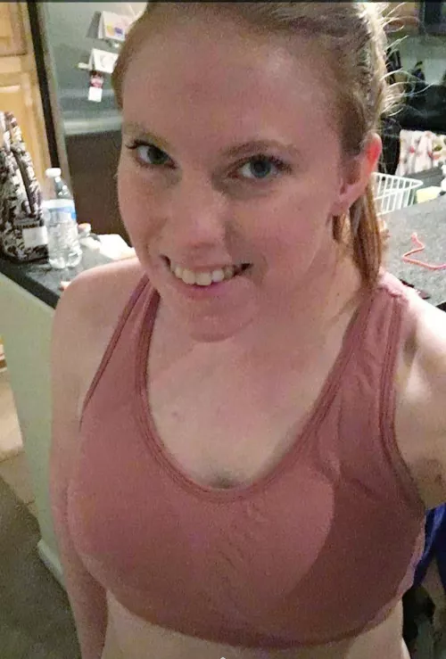 Fantasizing about all the guys at the gym forcing themselves on me today 😍