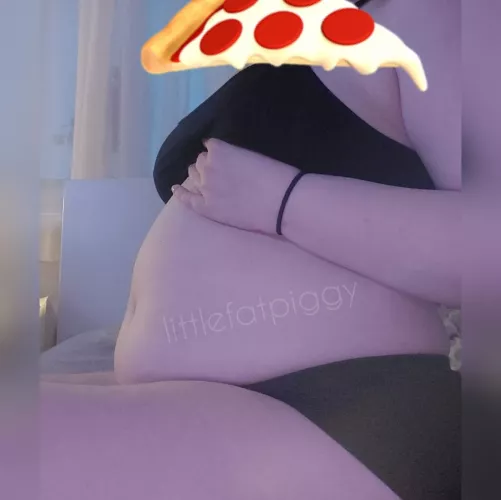 Feed me more than you think I'm able to eat 💋.