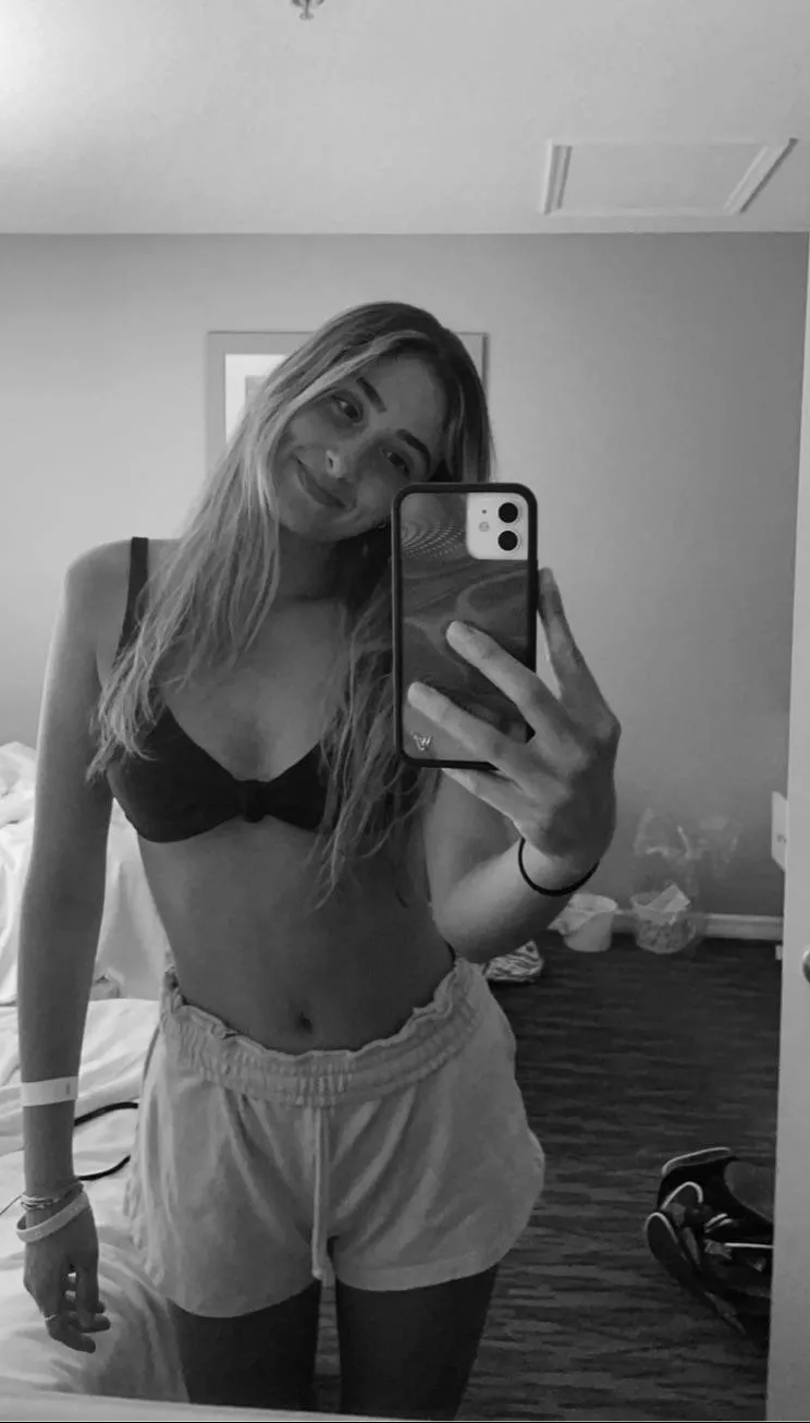 Feelin cute 🥰