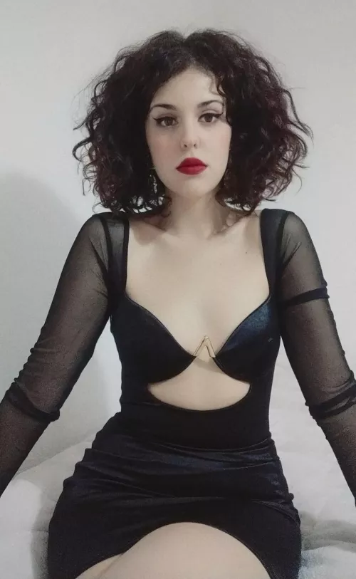 Feeling like a villain w this dress! :)