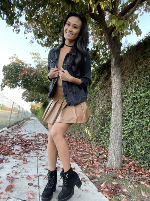 Feels great being gorgeous and naughty Asian girl.😈