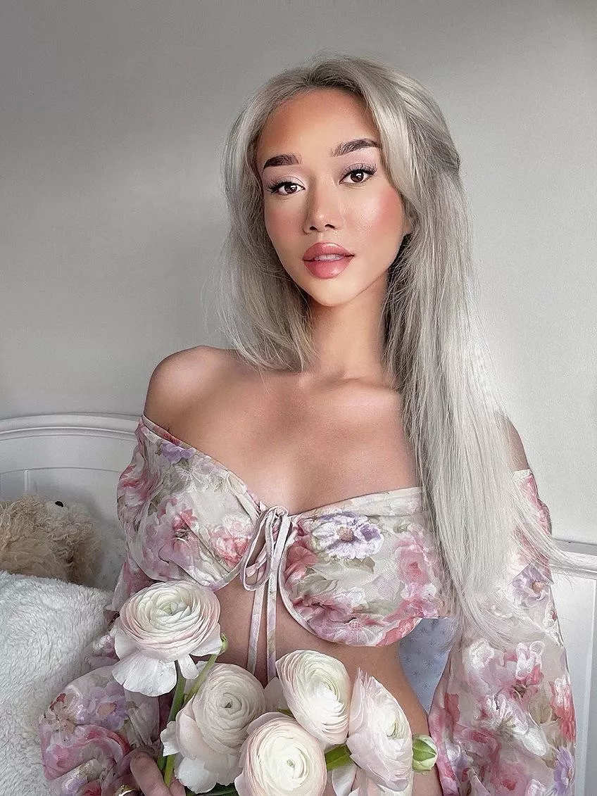 Filipina x Scottish