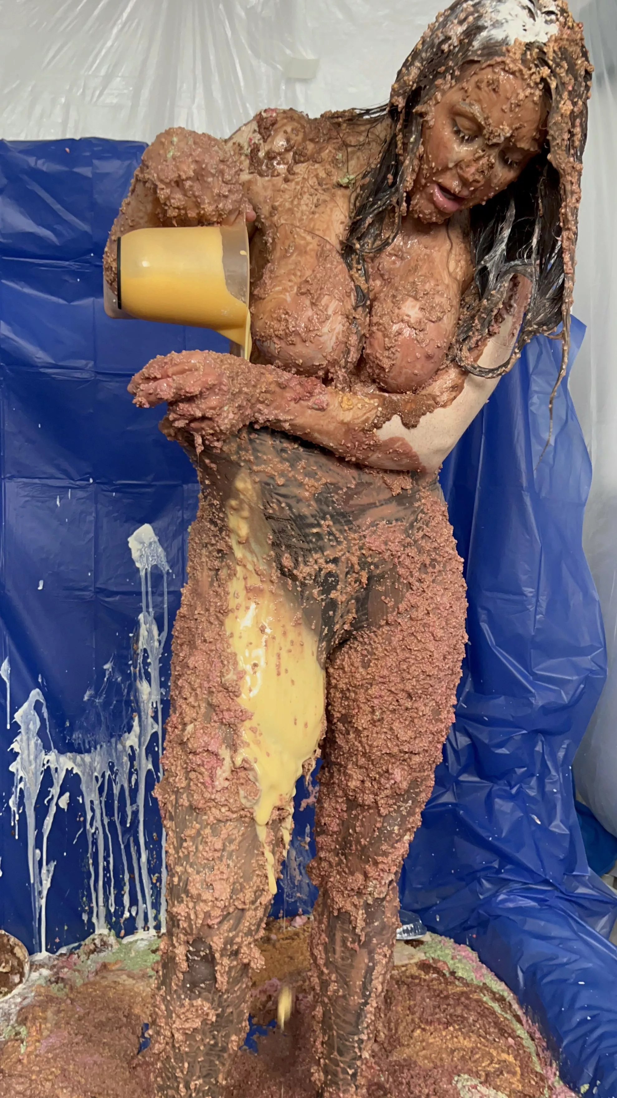 Filling my tights with custard, porridge, cream, cakes, eggs and syrup ππ»ββοΈπ this was AMAZING!!! Xx Filling my tights with custard, porridge, cream, cakes, eggs and syrup ππ»ββοΈπ this was AMAZING!!! Xx