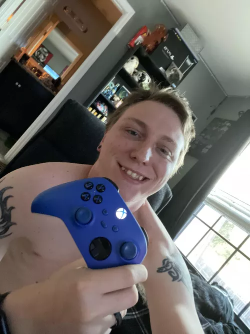 Finally home from work! Can get some Gaming in 😁