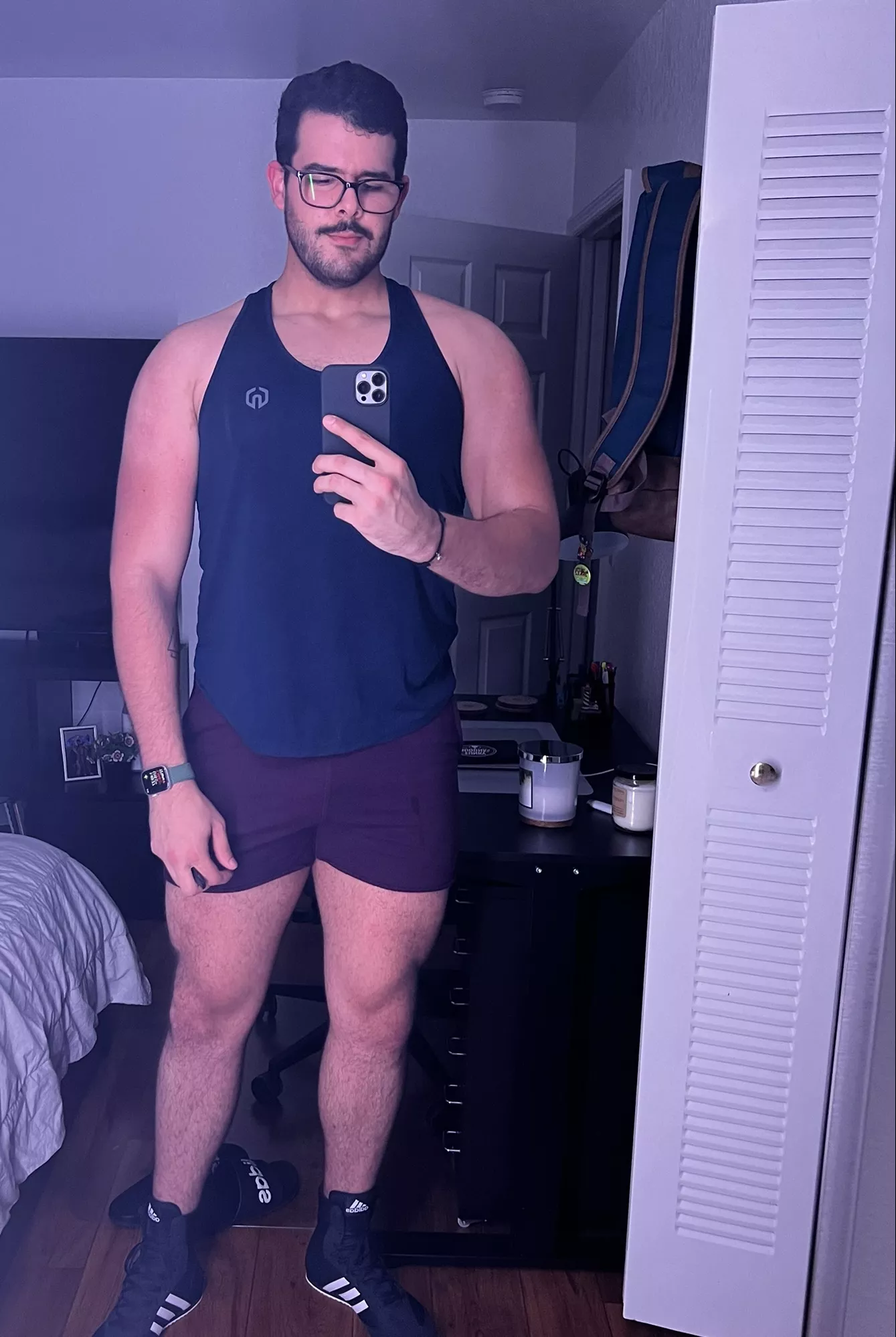 Finally own a mirror that can fit all 6 feet and 5 inches 🥹