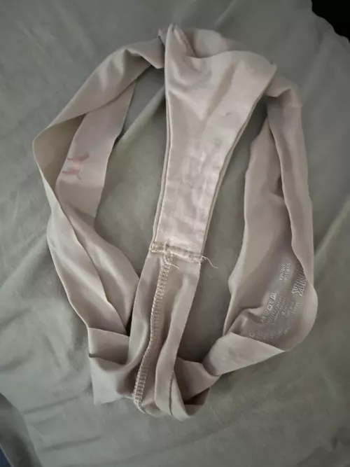 Finally told my gf about my fetish and she left these on my pillow (pms opened)