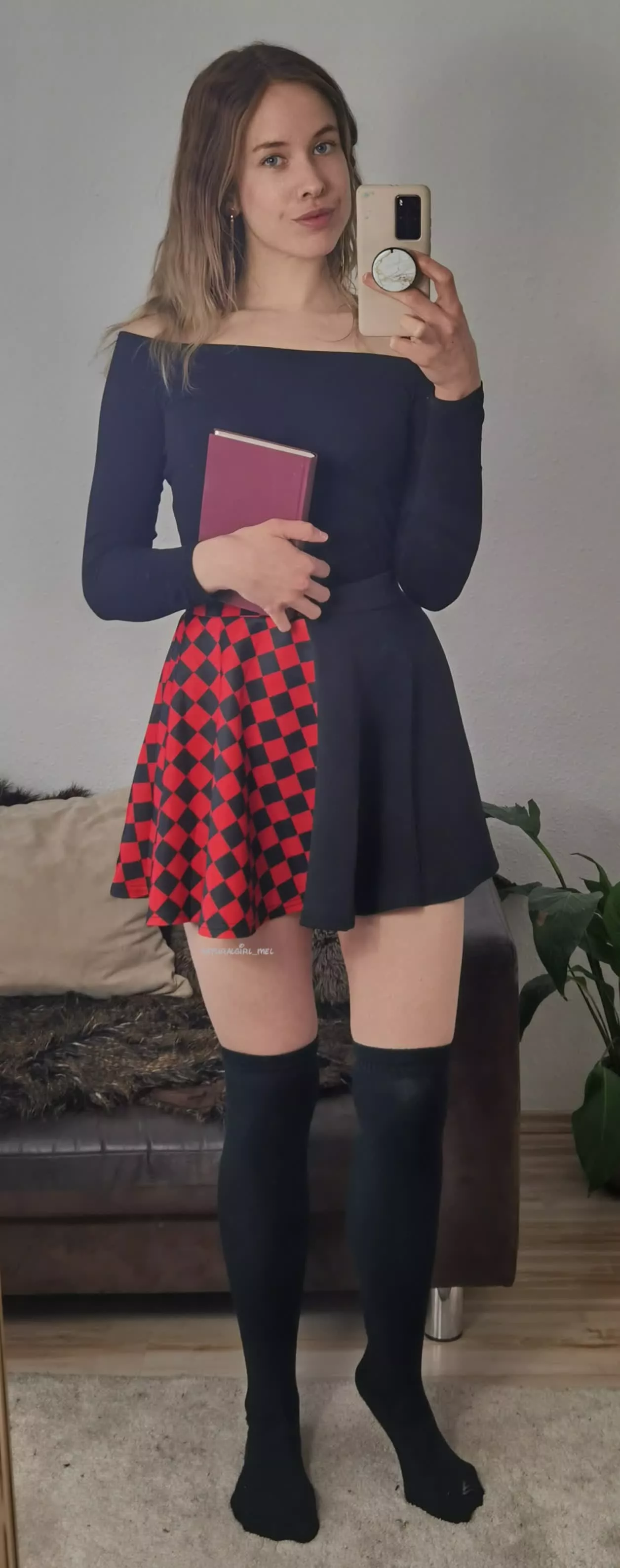 First post here, hope you like me and my skirt ❤️