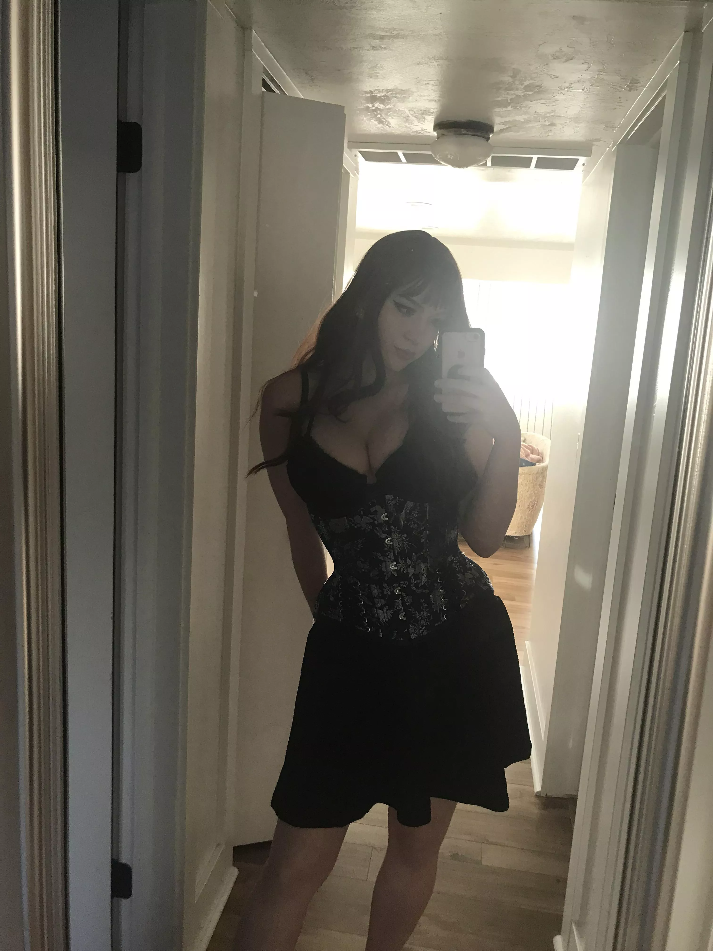 First post here, if it gets some love I’ll post my ass to prove I got both of them going for me ;)