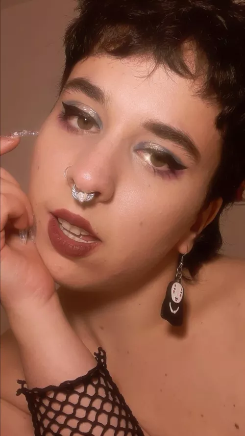 first post in here ♡